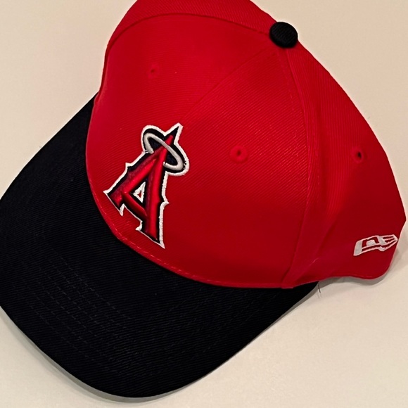 New era angels hat - Picture 2 of 4